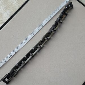 Milor Men's Gunmetal Link Bracelet With Magnet Clasp.